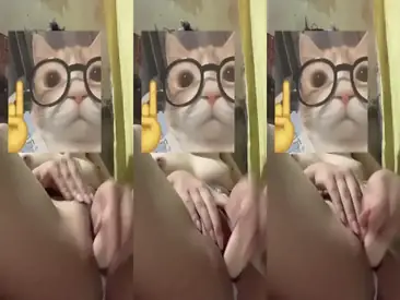 Dokumentasi VAVYVIO Cantik Live Kasur Wet