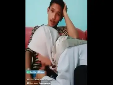 Ukhti Hijab Cantik Pasrah Goyang Kasur